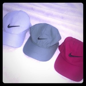 Set of Nike hats